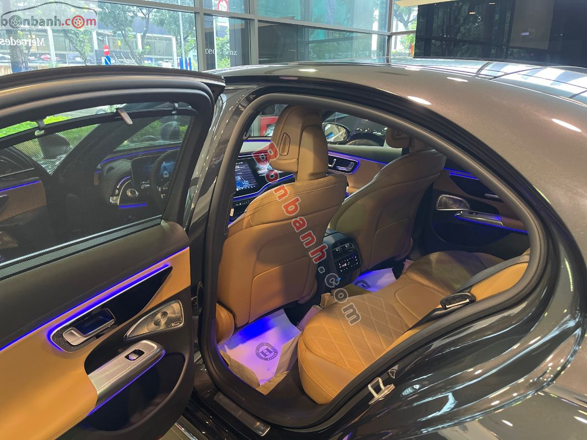 Bán ô tô Mercedes Benz E class E300 AMG - 2025 - xe mới