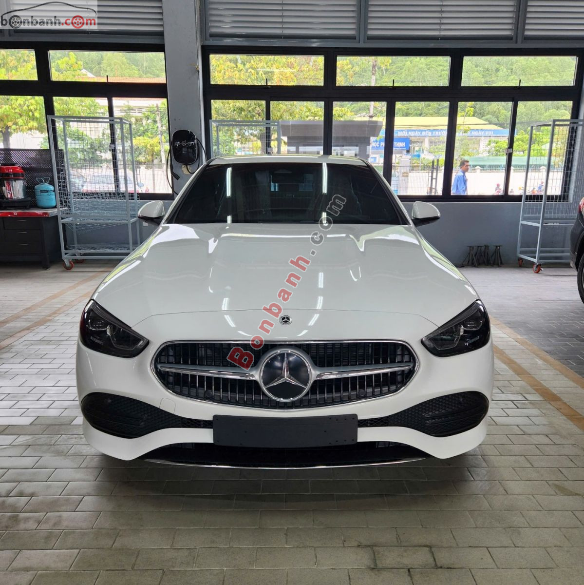 Bán ô tô Mercedes Benz C class C200 Avantgarde - 2025 - xe cũ