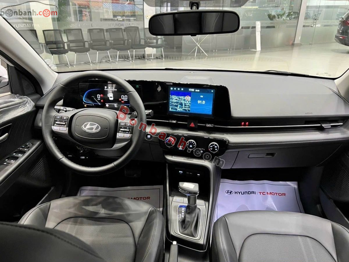 Bán ô tô Hyundai Accent Đặc biệt 1.5 AT - 2025 - xe mới