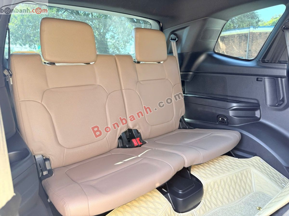Bán ô tô Ford Everest Titanium Plus 2.0L 4x4 AT - 2022 - xe cũ