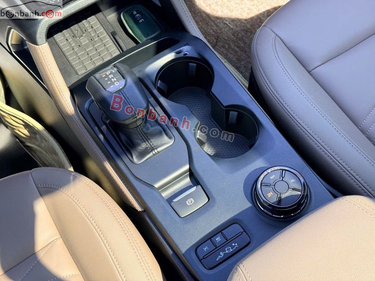 Bán ô tô Ford Everest Titanium Plus 2.0L 4x4 AT - 2022 - xe cũ