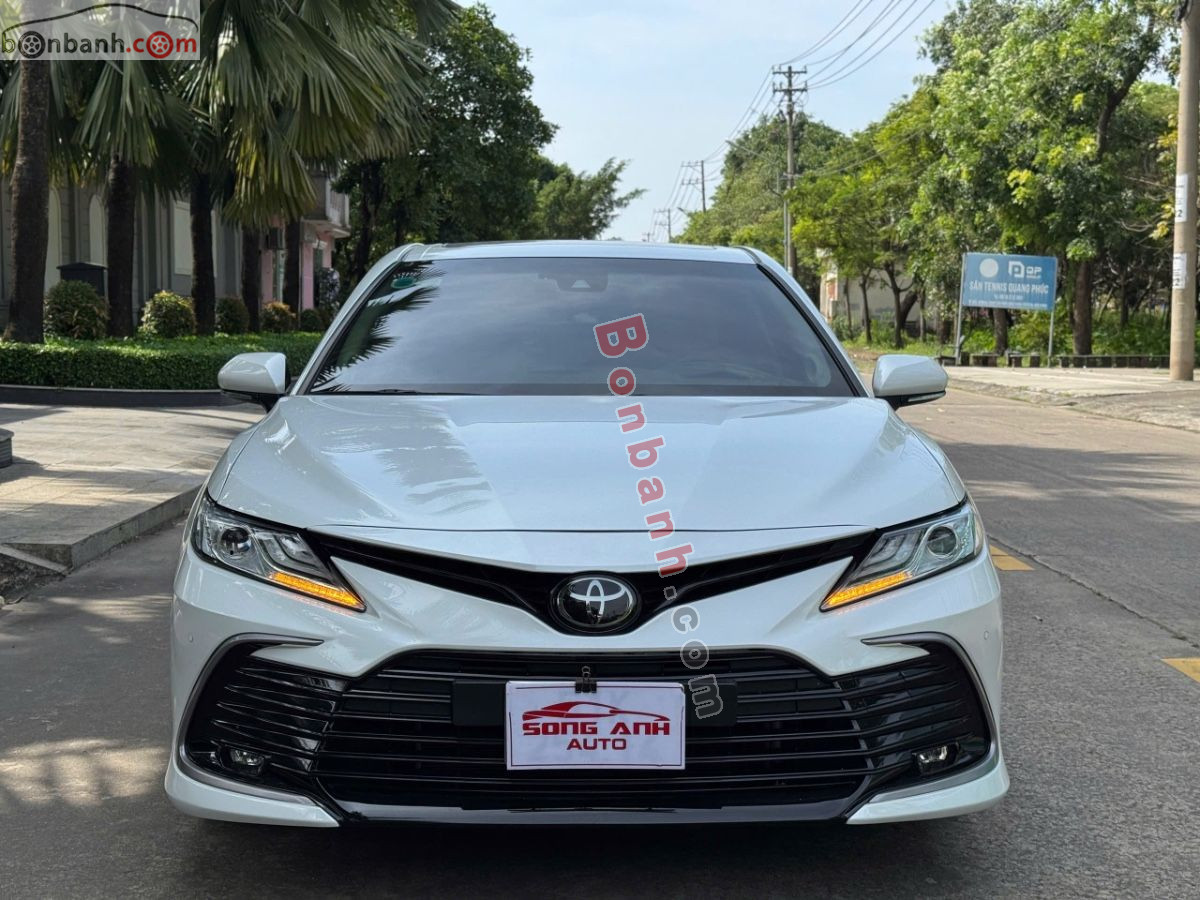 Bán ô tô Toyota Camry 2.0Q - 2022 - xe cũ