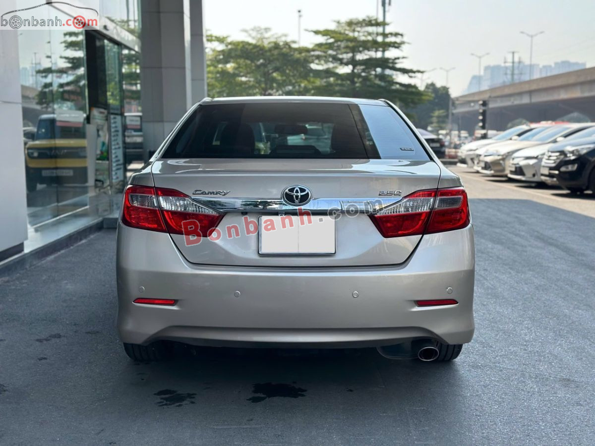 Bán ô tô Toyota Camry 2.5Q - 2016 - xe cũ