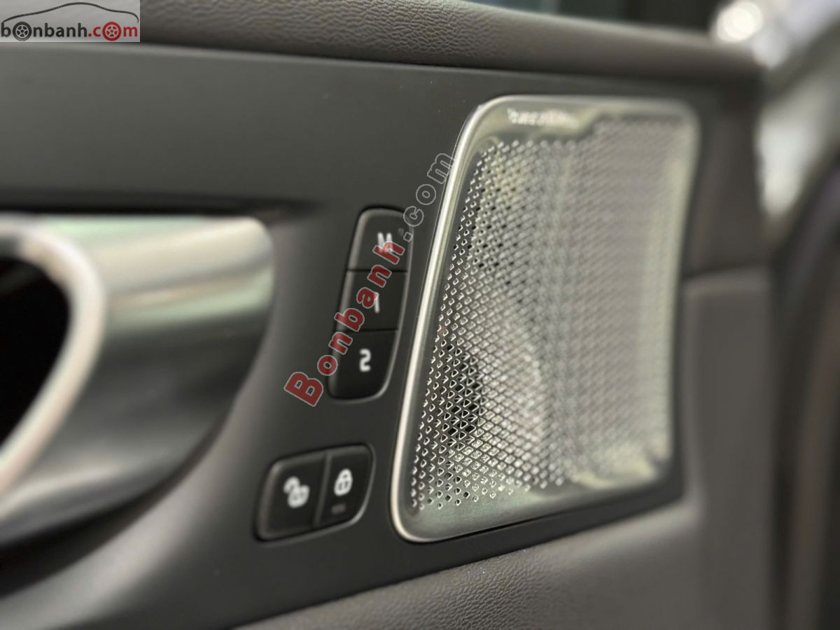 Bán ô tô Volvo XC60 Ultra B5 AWD - 2025 - xe mới