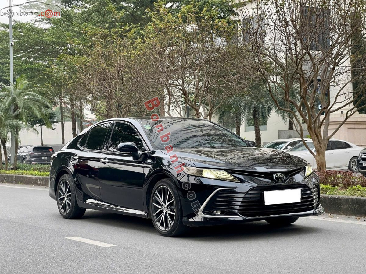 Bán ô tô Toyota Camry 2.0Q - 2022 - xe cũ