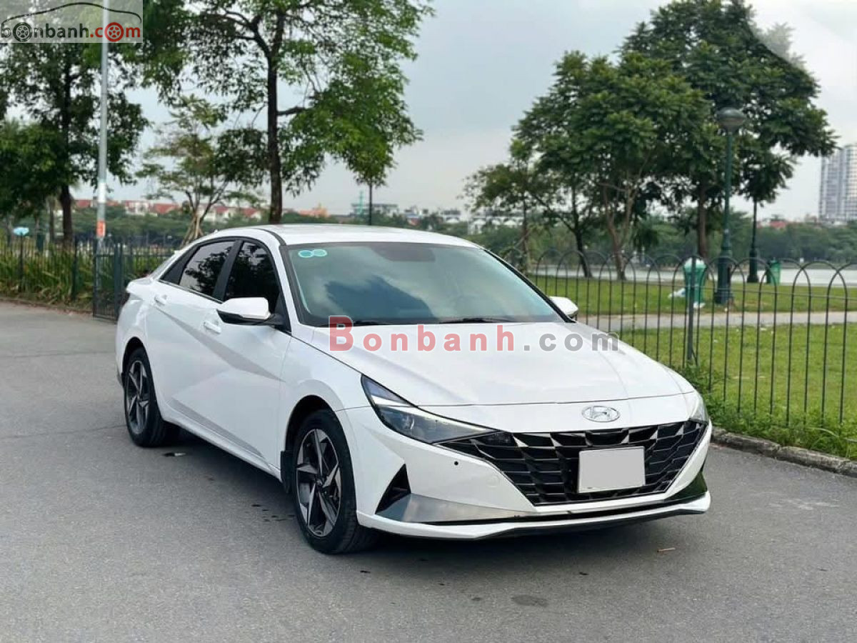 Bán ô tô Hyundai Elantra 2.0 AT Cao cấp - 2023 - xe cũ