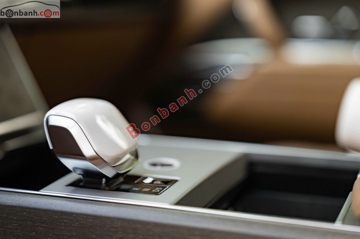Bán ô tô LandRover Range Rover SV 3.0 PHEV - 2025 - xe mới
