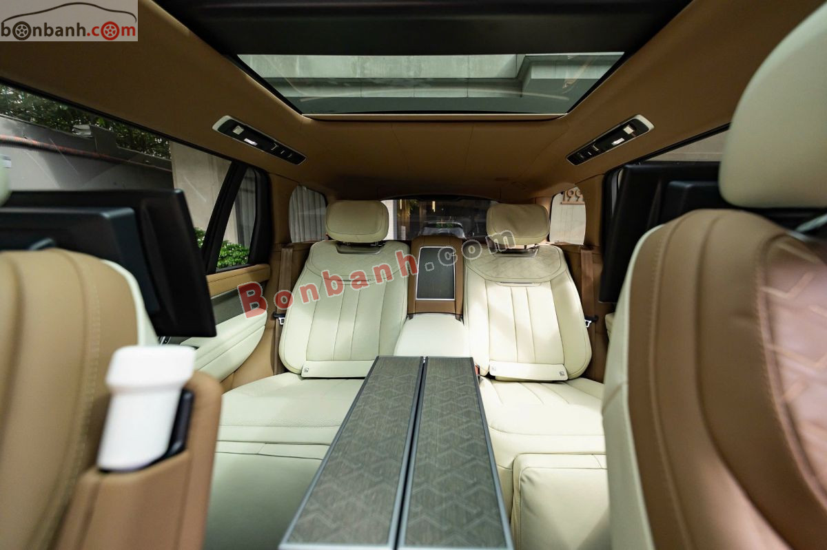 Bán ô tô LandRover Range Rover SV 3.0 PHEV - 2025 - xe mới