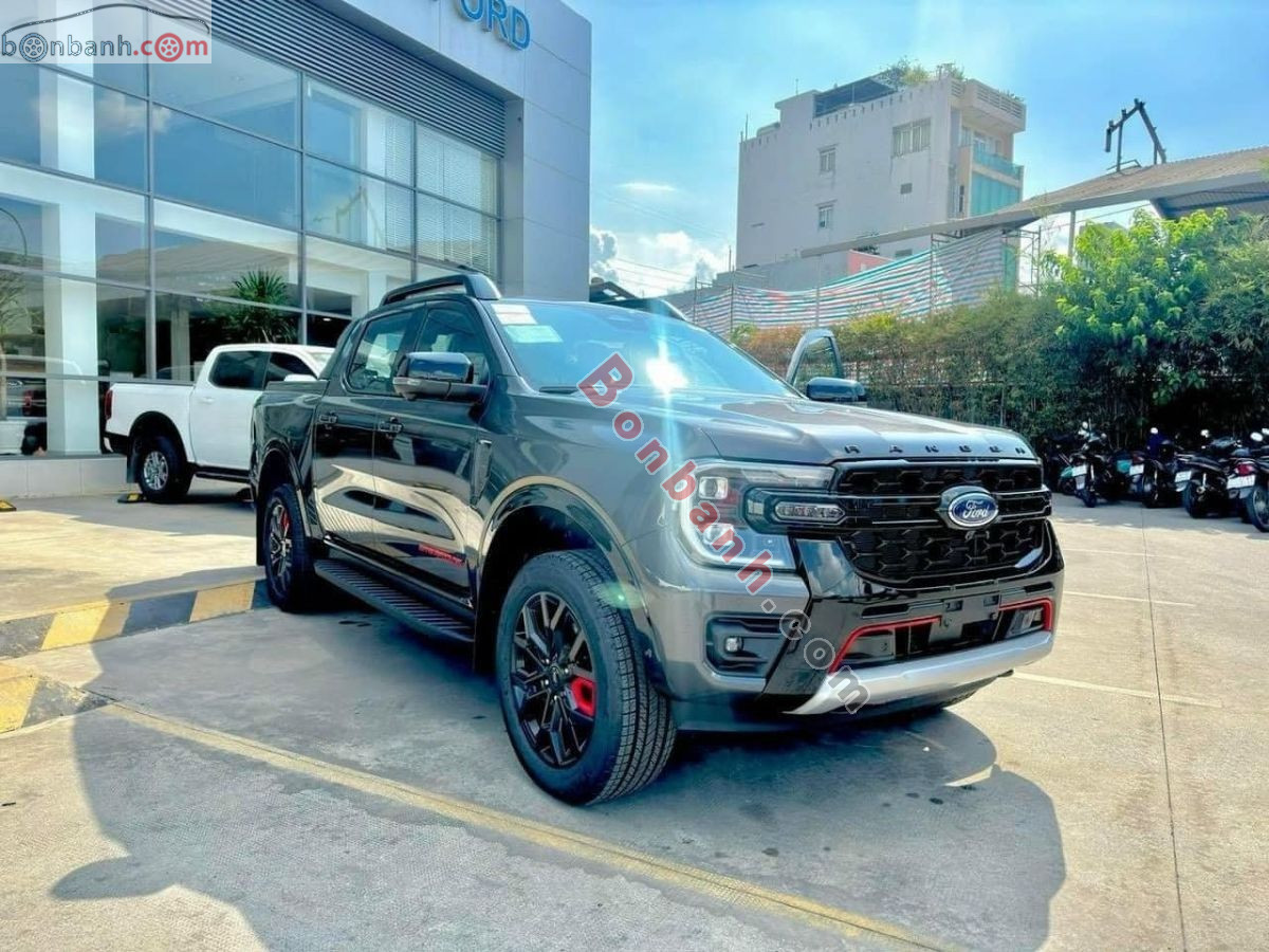 Bán ô tô Ford Ranger Stormtrak 2.0L 4x4 AT - 2025 - xe mới