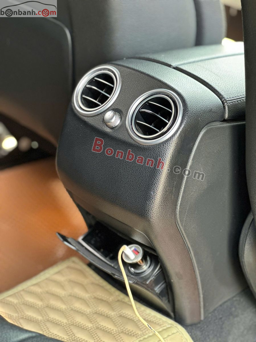 Bán ô tô Mercedes Benz GLC 250 4Matic - 2017 - xe cũ