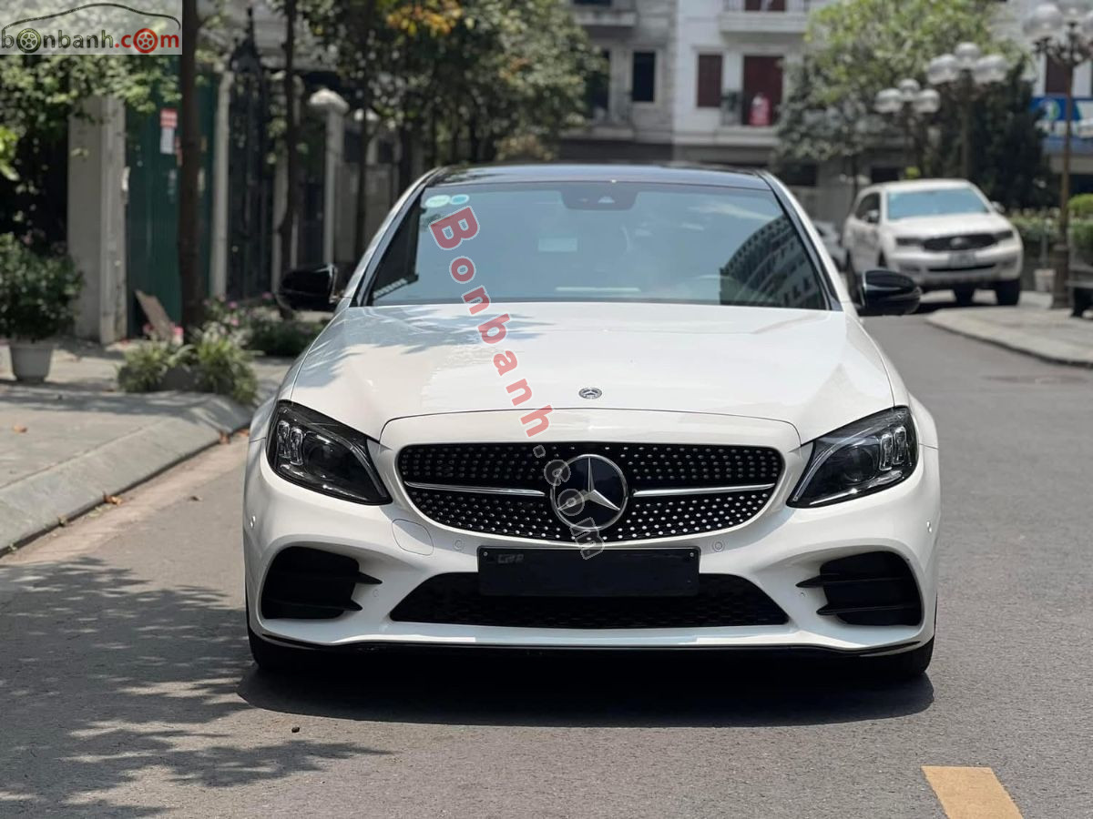 Bán ô tô Mercedes Benz C class C300 AMG - 2020 - xe cũ