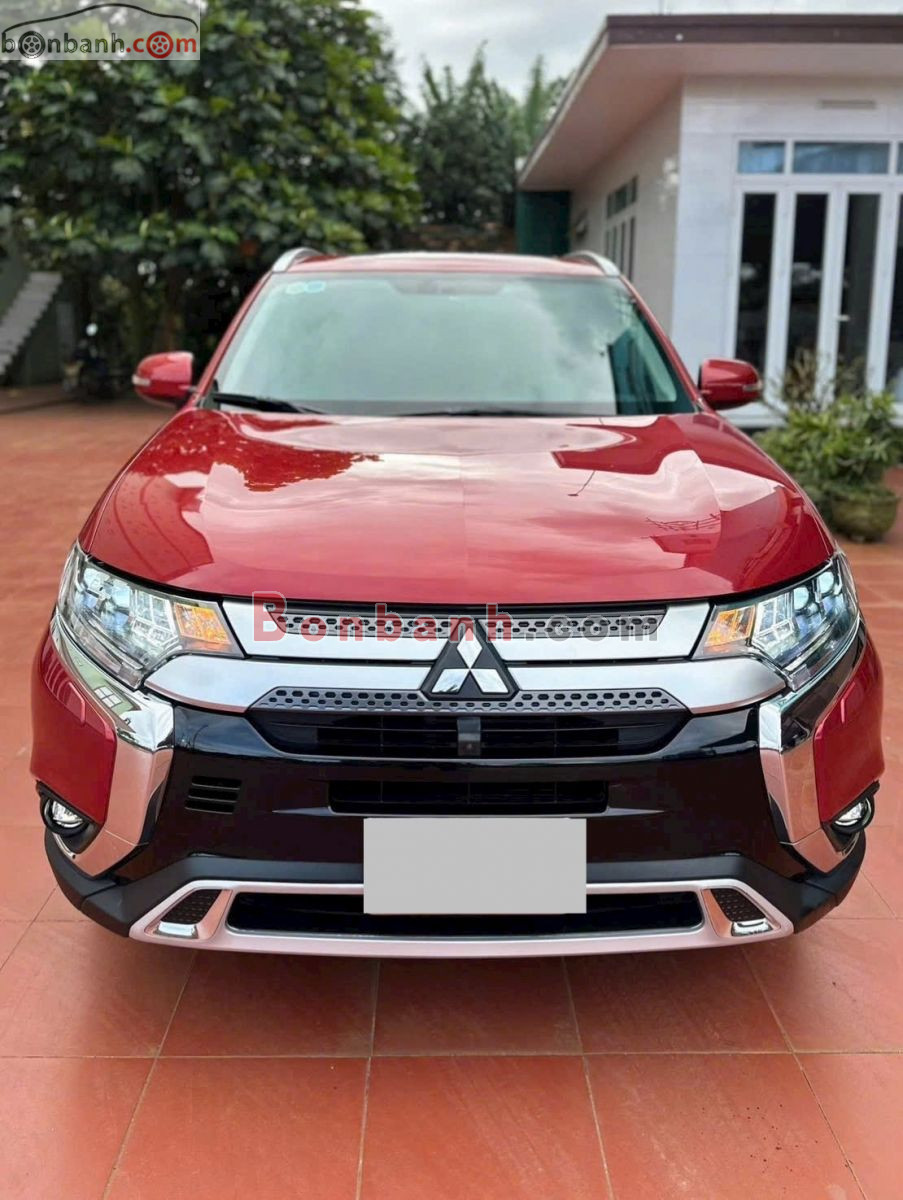 Bán ô tô Mitsubishi Outlander Premium 2.0 CVT - 2021 - xe cũ