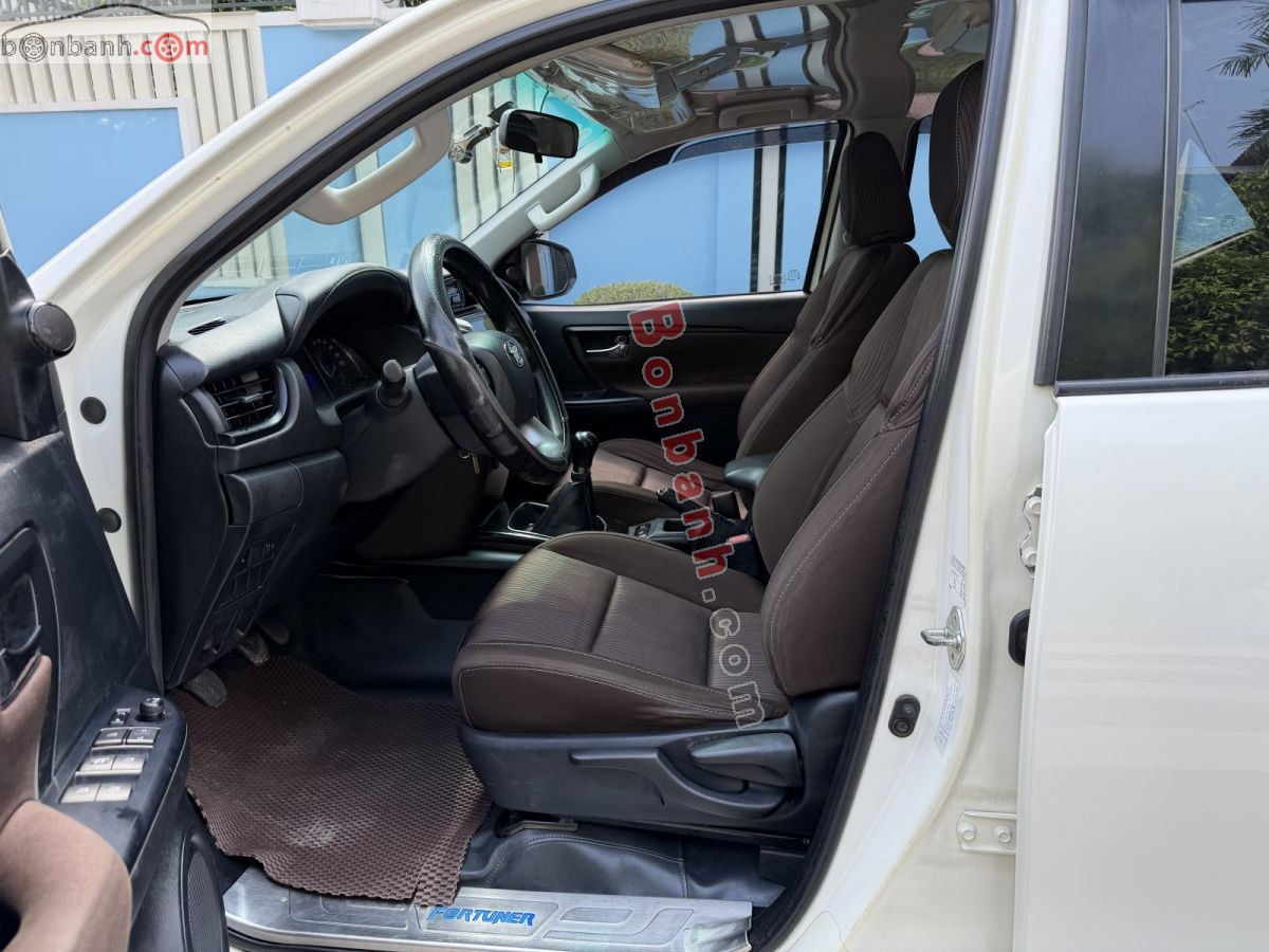 Bán ô tô Toyota Fortuner 2.4G 4x2 MT - 2017 - xe cũ