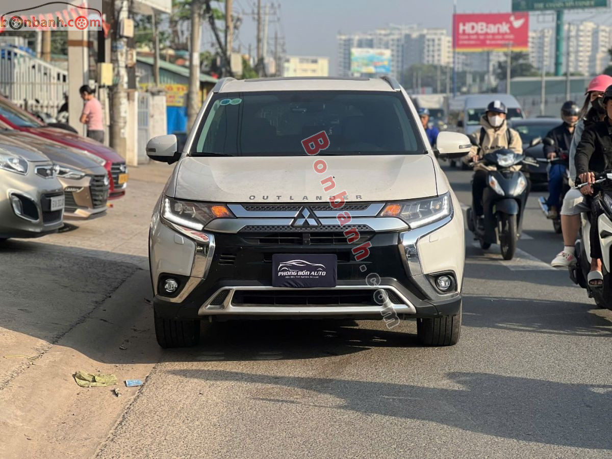 Bán ô tô Mitsubishi Outlander Premium 2.0 CVT - 2021 - xe cũ