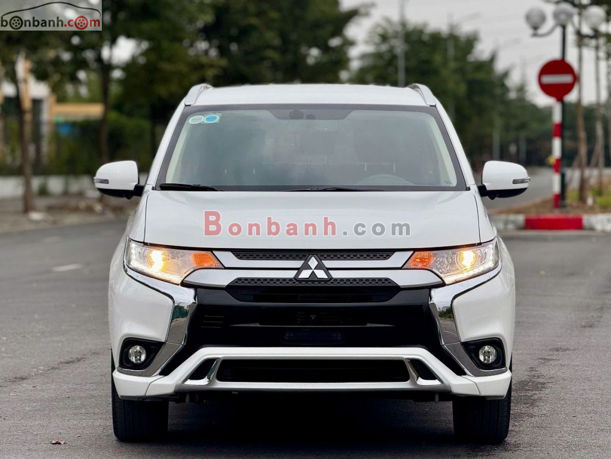 Bán ô tô Mitsubishi Outlander 2.0 CVT - 2022 - xe cũ