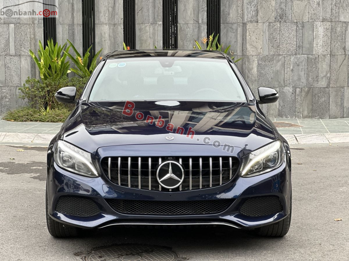 Bán ô tô Mercedes Benz C class C200 - 2018 - xe cũ