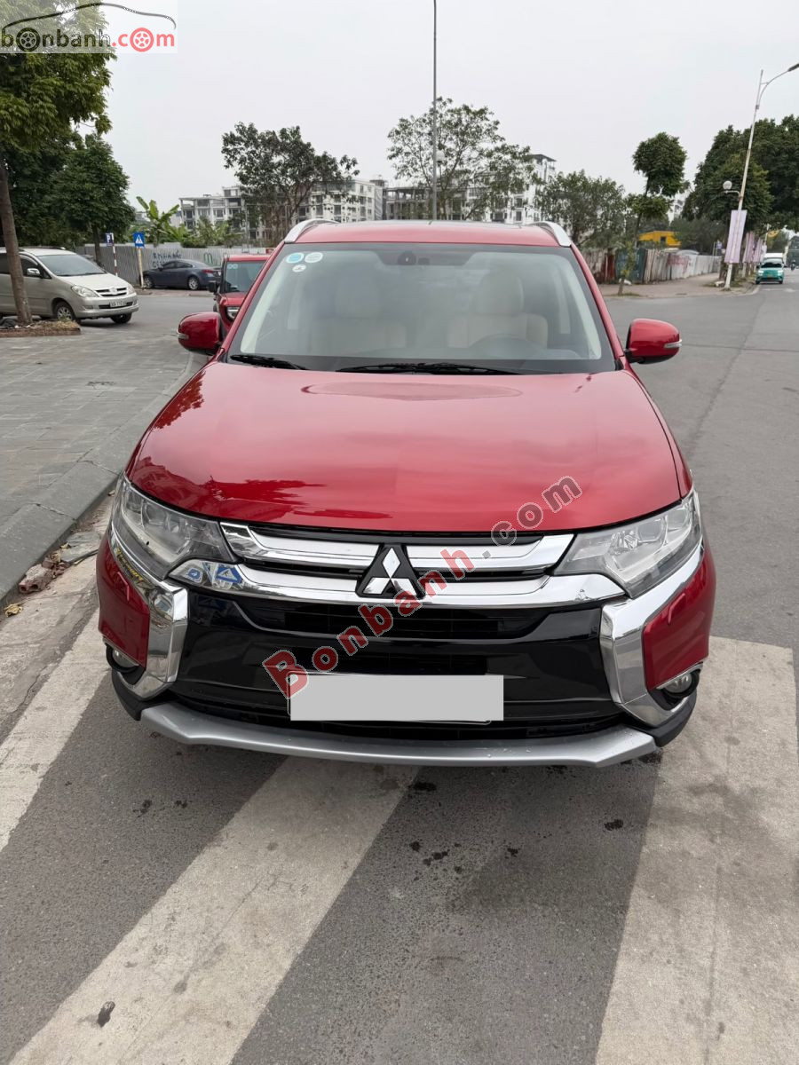 Bán ô tô Mitsubishi Outlander 2.0 CVT Premium - 2018 - xe cũ