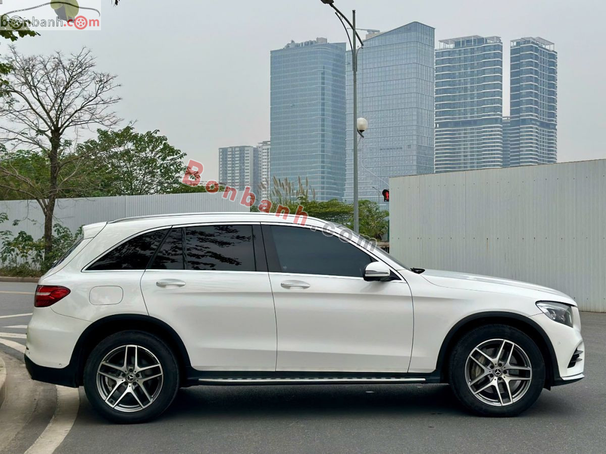Bán ô tô Mercedes Benz GLC 300 4Matic - 2017 - xe cũ
