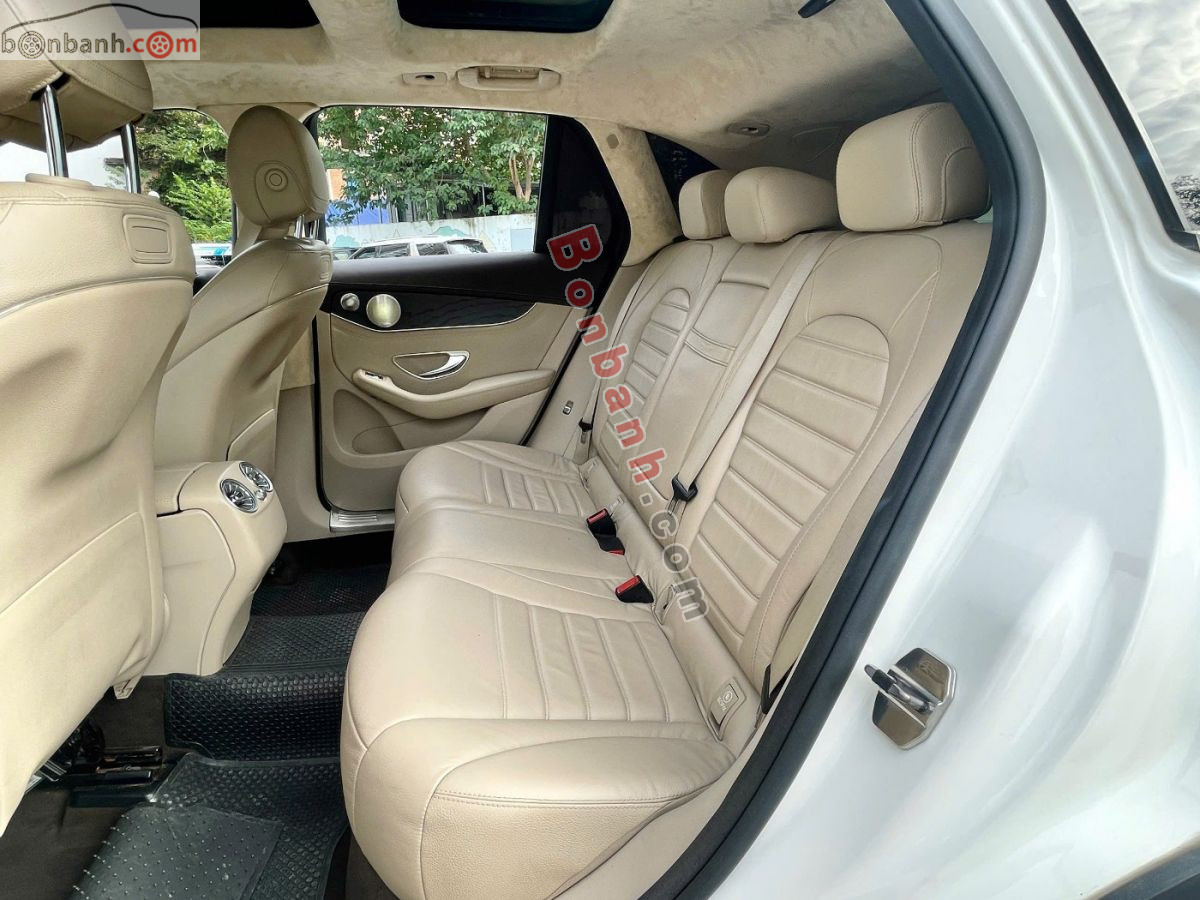 Bán ô tô Mercedes Benz GLC 300 4Matic - 2017 - xe cũ