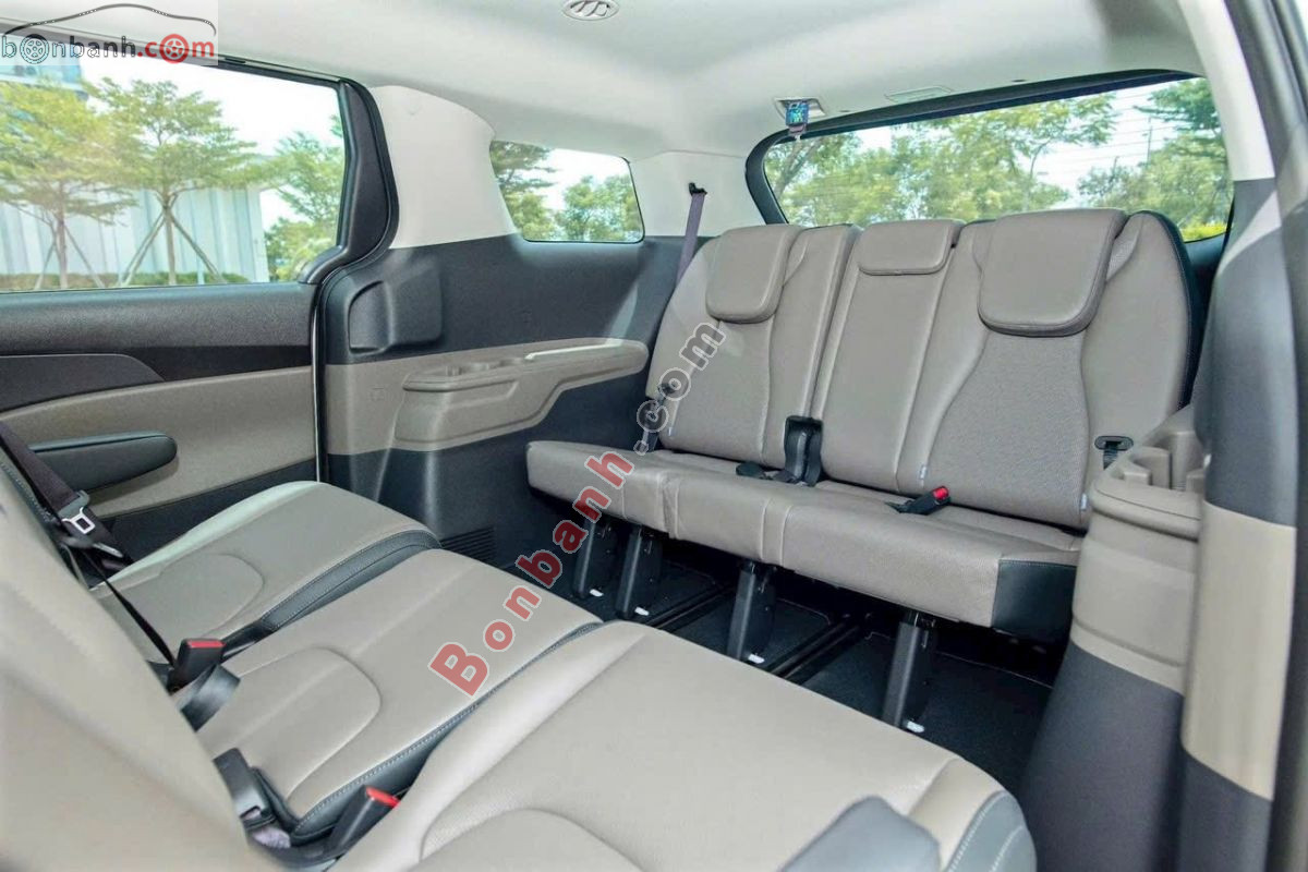 Bán ô tô Kia Carnival Premium 2.2D 8S - 2025 - xe mới