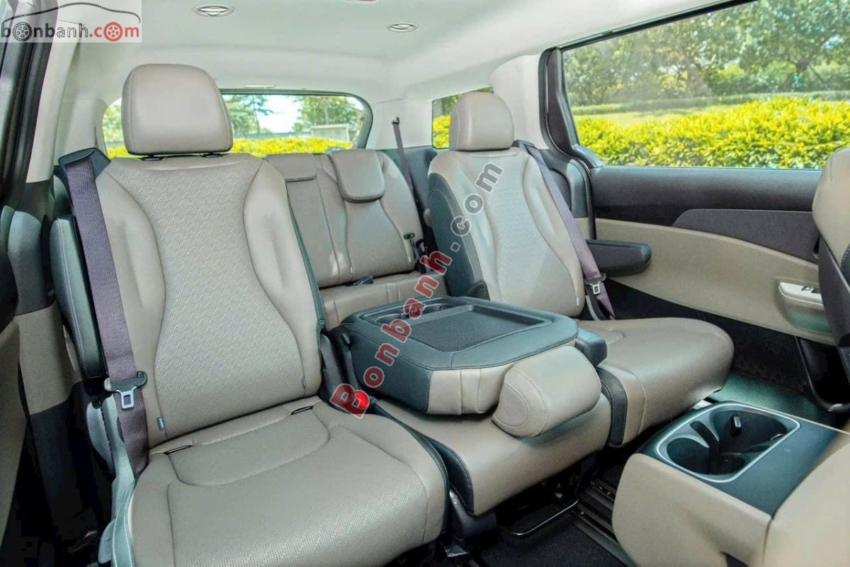 Bán ô tô Kia Carnival Premium 2.2D 8S - 2025 - xe mới