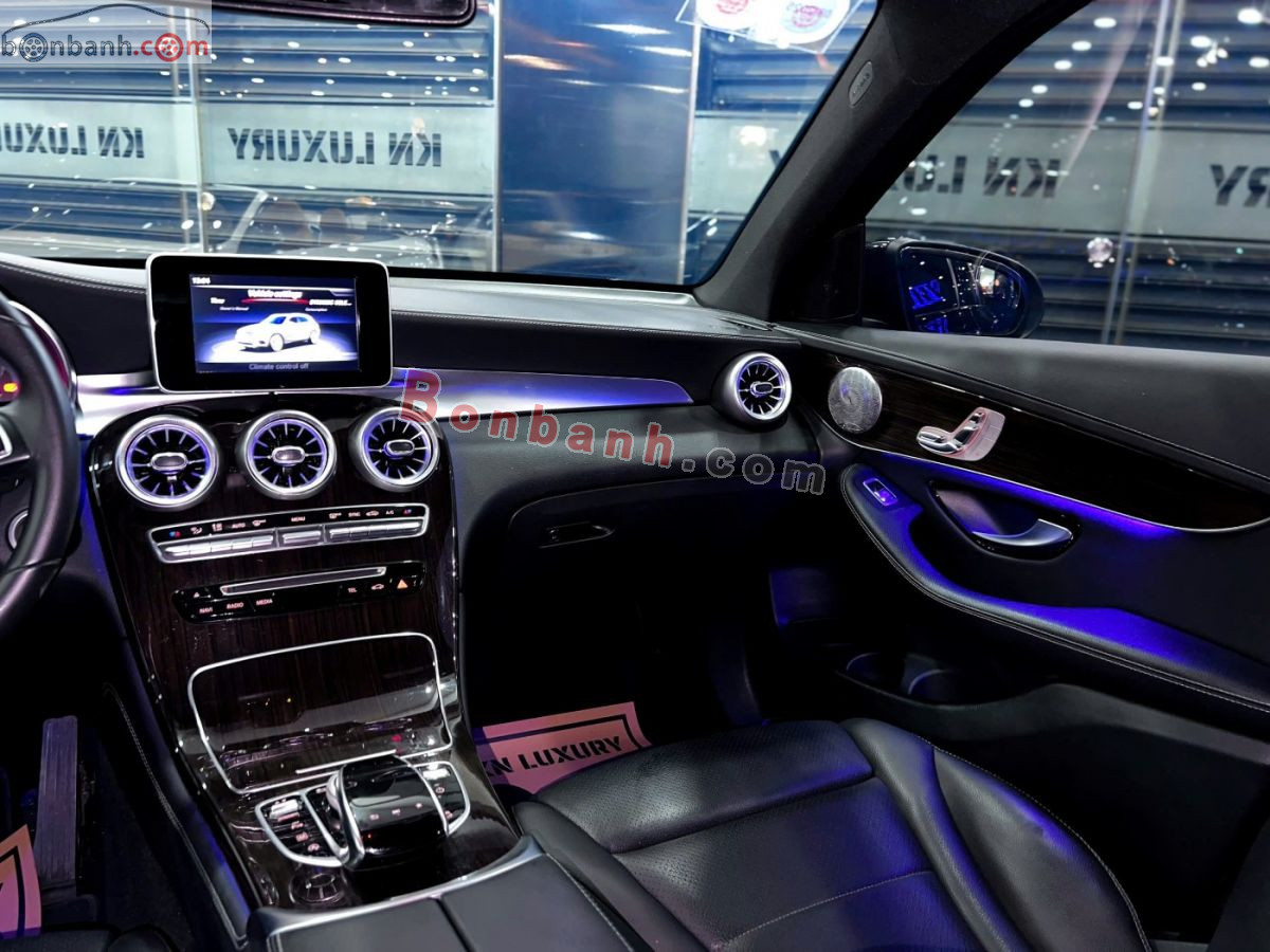 Bán ô tô Mercedes Benz GLC 200 - 2019 - xe cũ