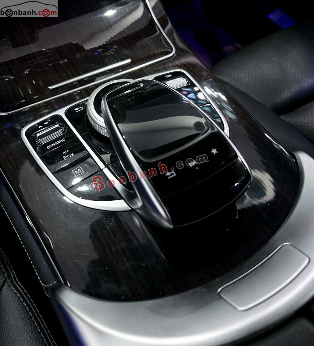 Bán ô tô Mercedes Benz GLC 200 - 2019 - xe cũ