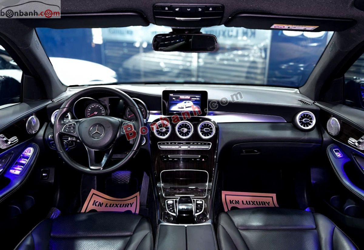 Bán ô tô Mercedes Benz GLC 200 - 2019 - xe cũ