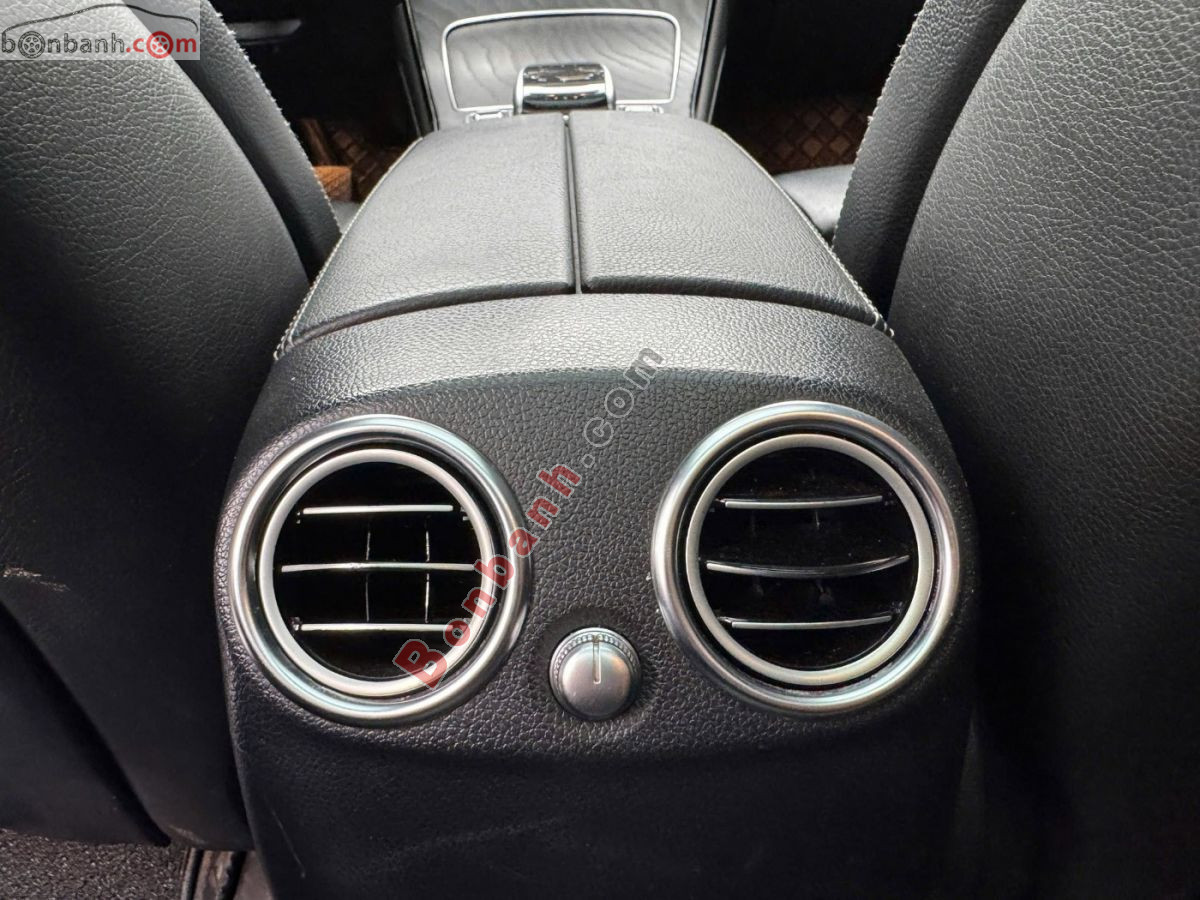 Bán ô tô Mercedes Benz GLC 300 4Matic - 2017 - xe cũ