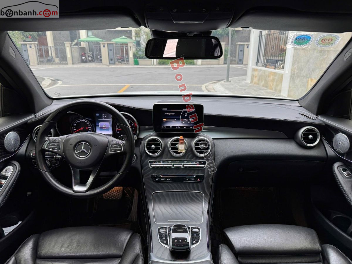 Bán ô tô Mercedes Benz GLC 300 4Matic - 2017 - xe cũ