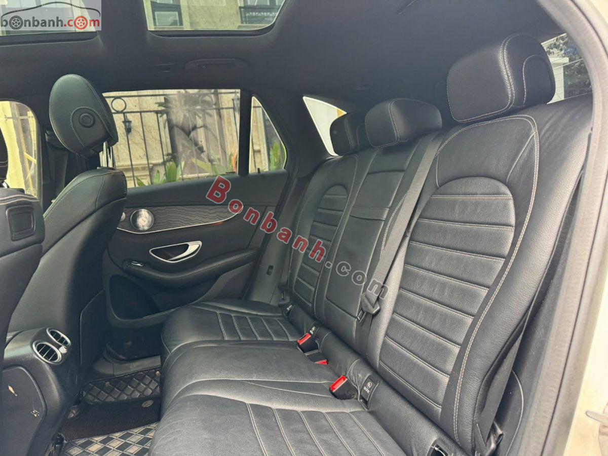 Bán ô tô Mercedes Benz GLC 300 4Matic - 2017 - xe cũ