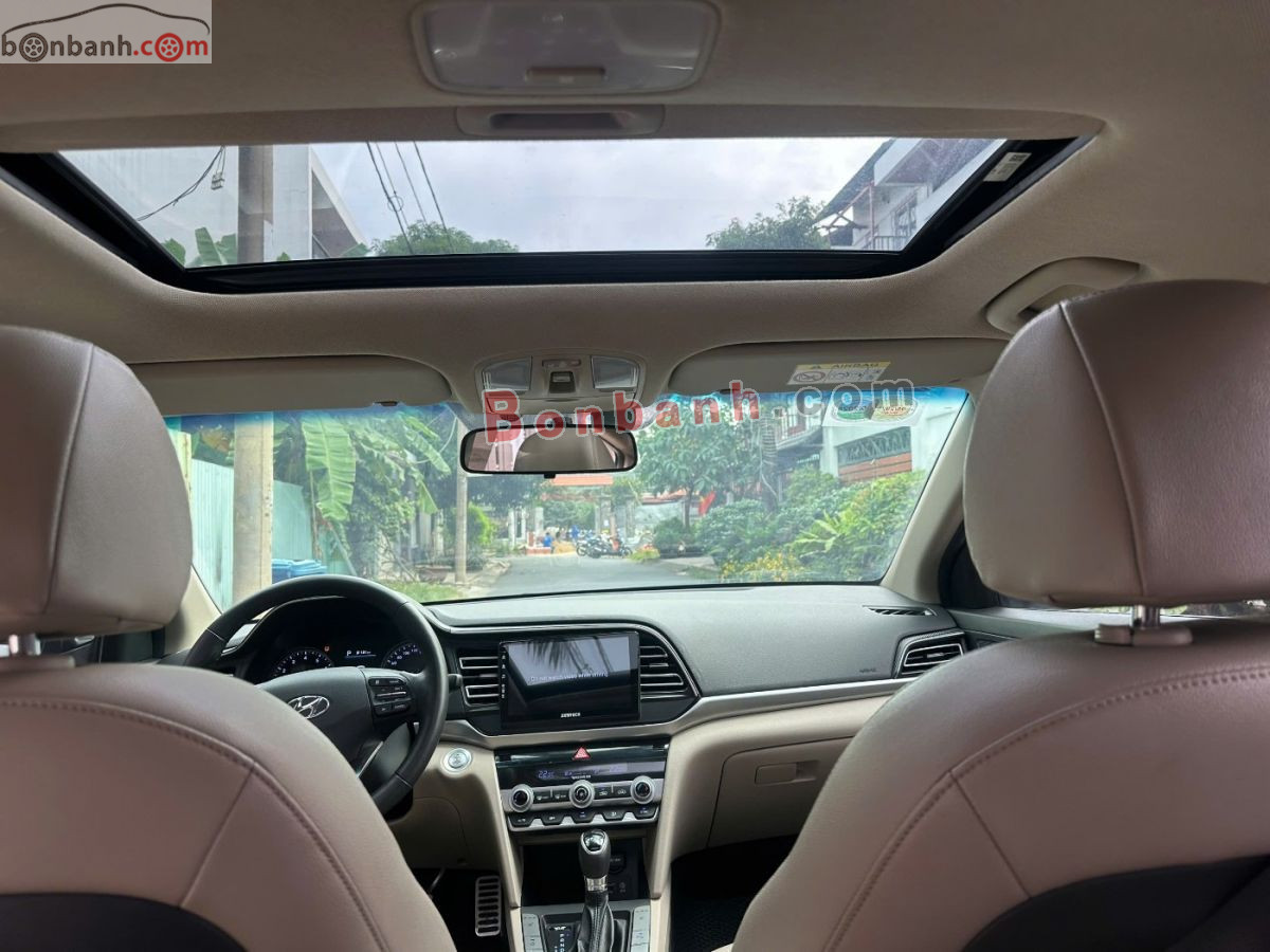 Bán ô tô Hyundai Elantra 2.0 AT - 2020 - xe cũ