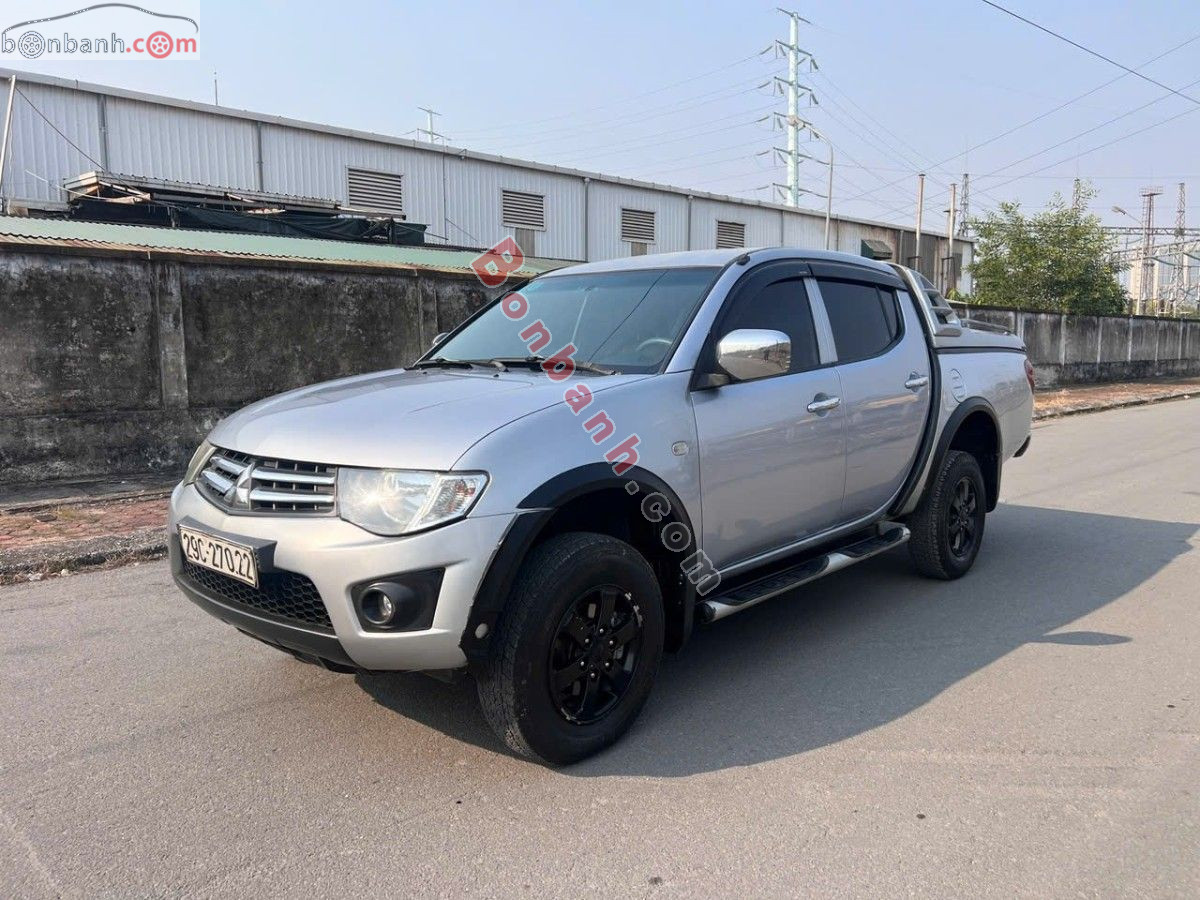 Bán ô tô Mitsubishi Triton GLX 4x2 MT - 2013 - xe cũ