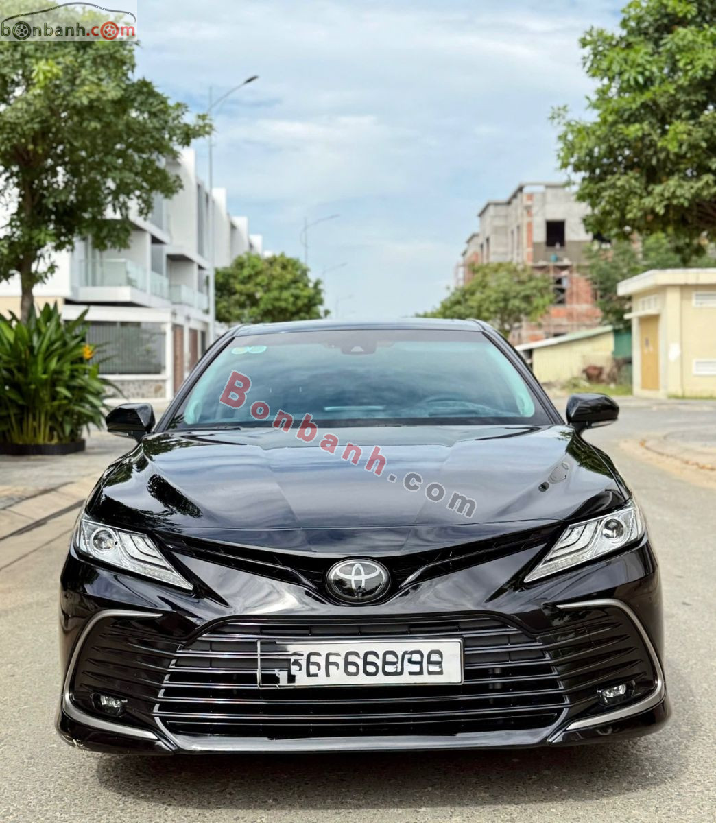 Bán ô tô Toyota Camry 2.0Q - 2022 - xe cũ