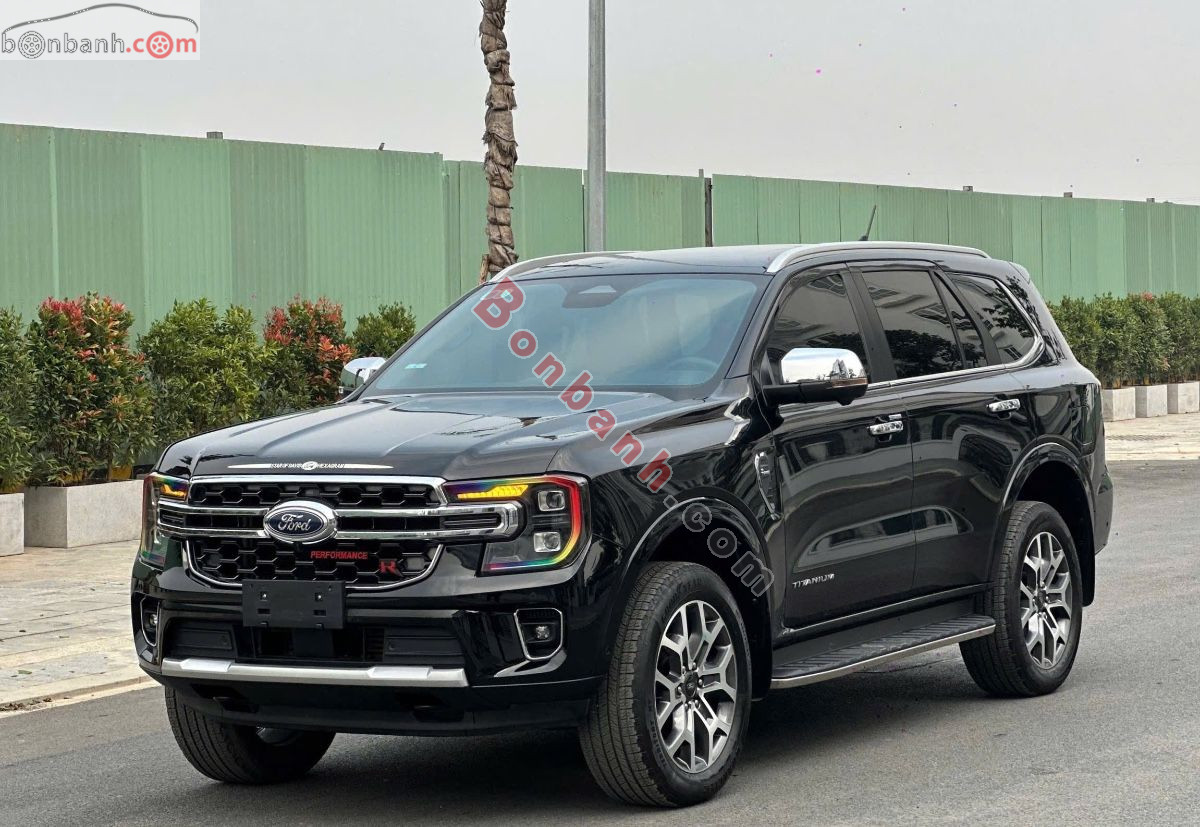 Bán ô tô Ford Everest Titanium Plus 2.0L 4x4 AT - 2022 - xe cũ