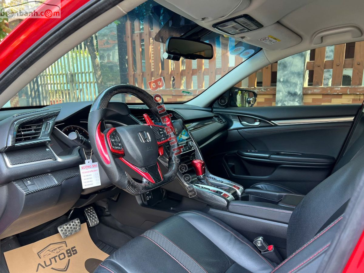 Bán ô tô Honda Civic RS 1.5 AT - 2019 - xe cũ