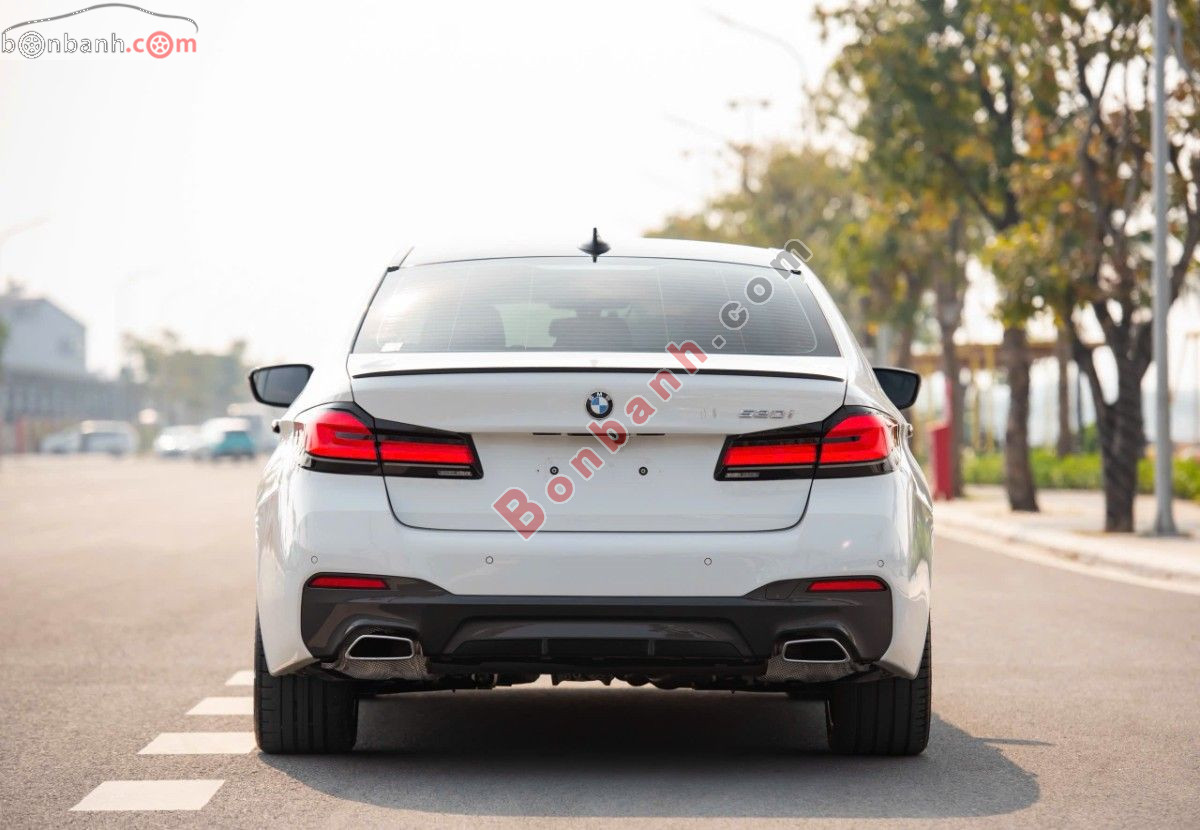 Bán ô tô BMW 5 Series 520i M Sport - 2022 - xe cũ