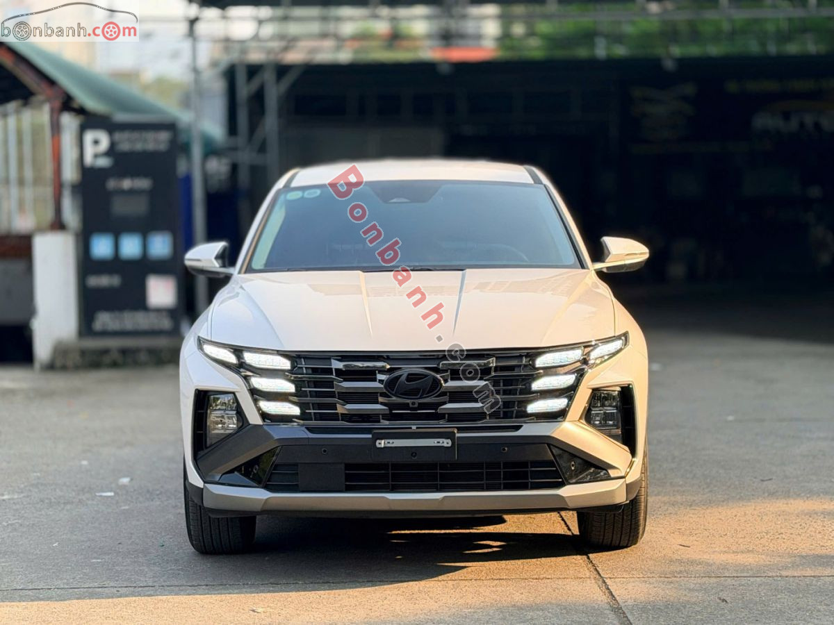 Bán ô tô Hyundai Tucson 2.0 AT Đặc biệt - 2025 - xe cũ