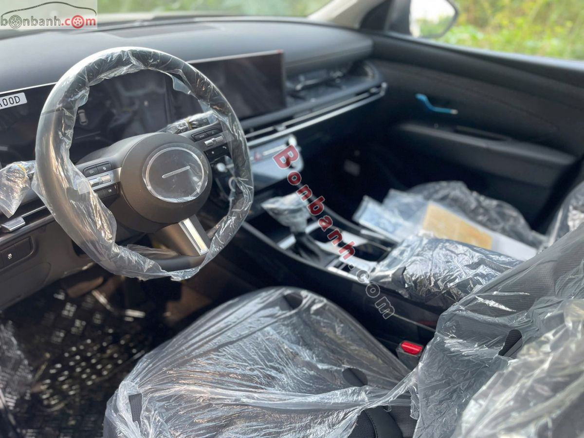 Bán ô tô Hyundai Tucson 2.0 AT Tiêu chuẩn - 2025 - xe cũ