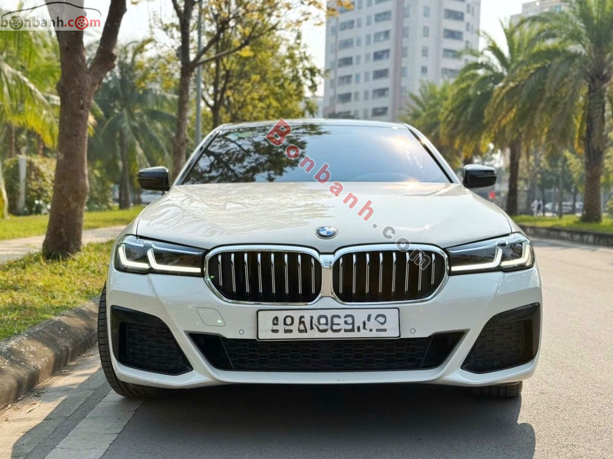 Bán ô tô BMW 5 Series 520i - 2022 - xe cũ