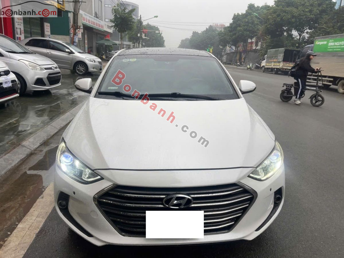 Bán ô tô Hyundai Elantra 2.0 AT - 2019 - xe cũ