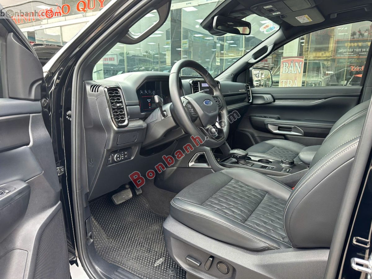 Bán ô tô Ford Everest Platinum 2.0L 4x4 AT - 2024 - xe cũ