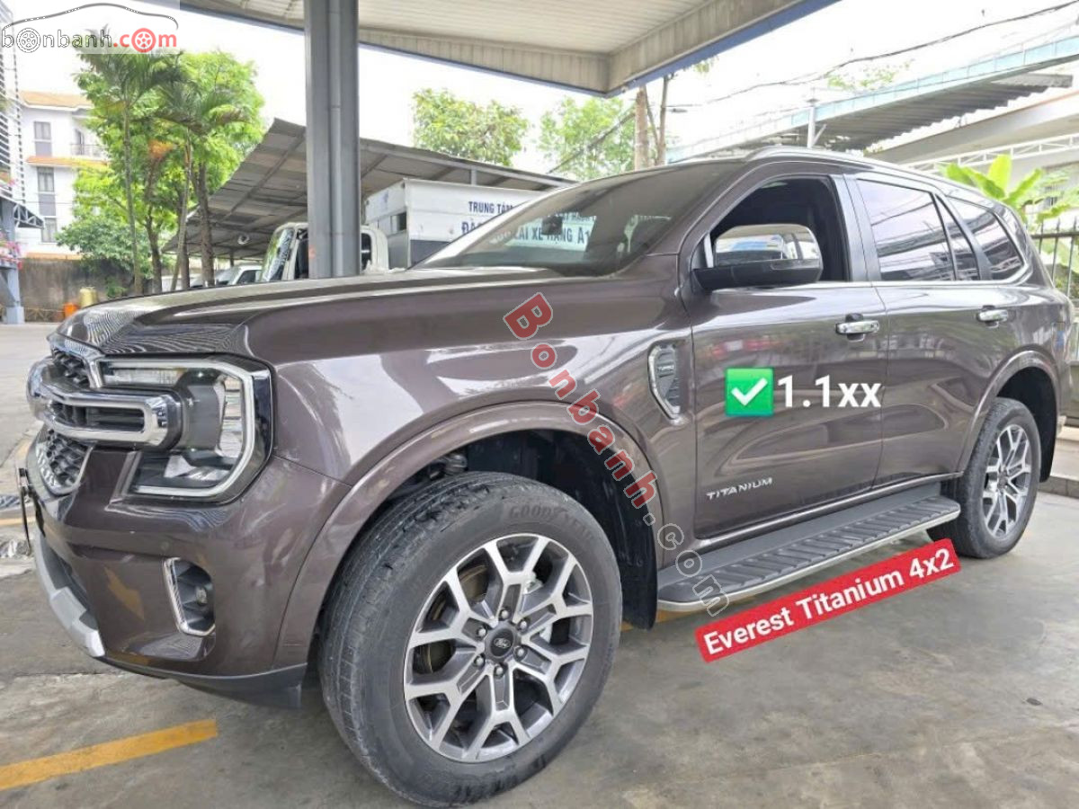 Bán ô tô Ford Everest Titanium 2.0L 4x2 AT - 2022 - xe cũ