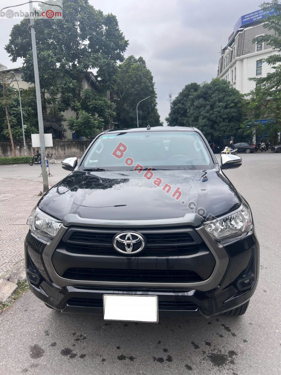 Bán ô tô Toyota Hilux 2.4L 4x2 AT - 2021 - xe cũ