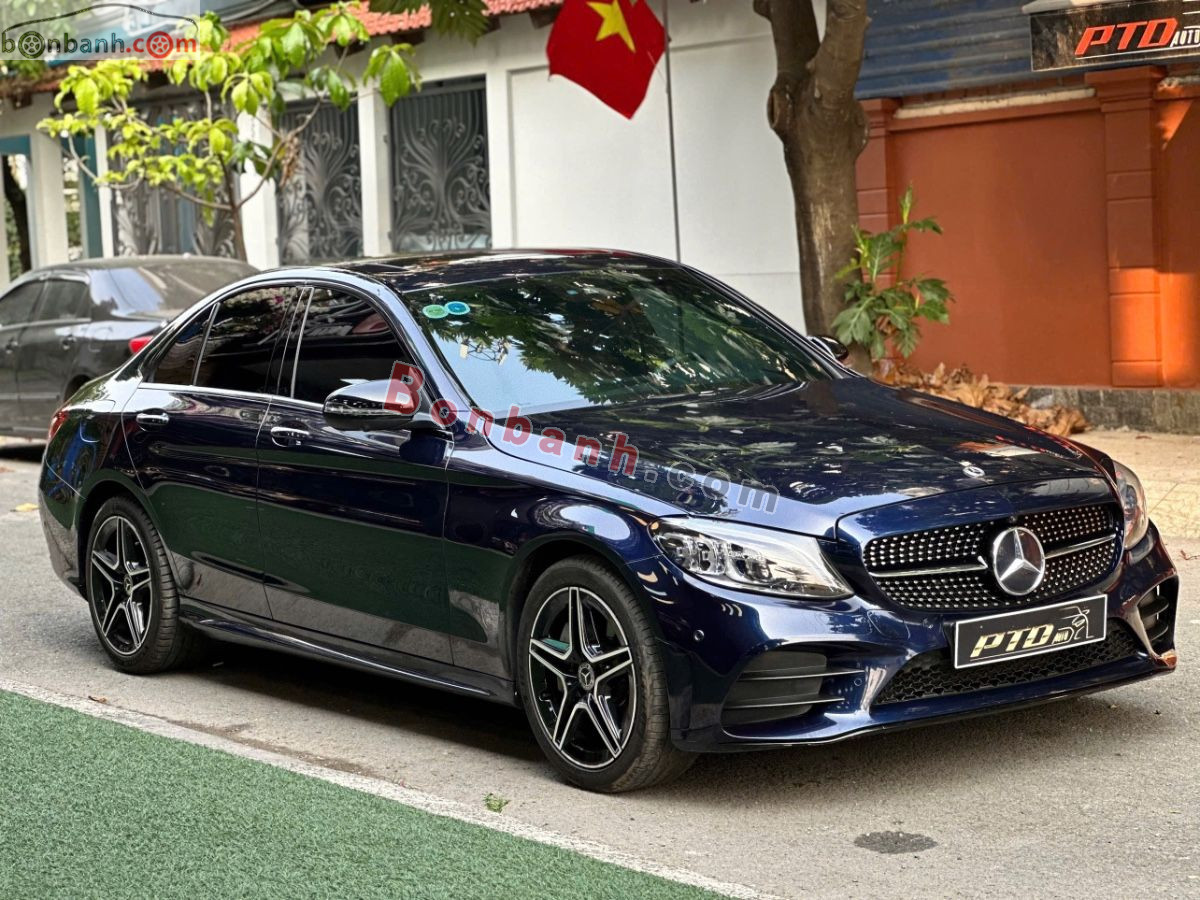 Bán ô tô Mercedes Benz C class C300 AMG - 2019 - xe cũ