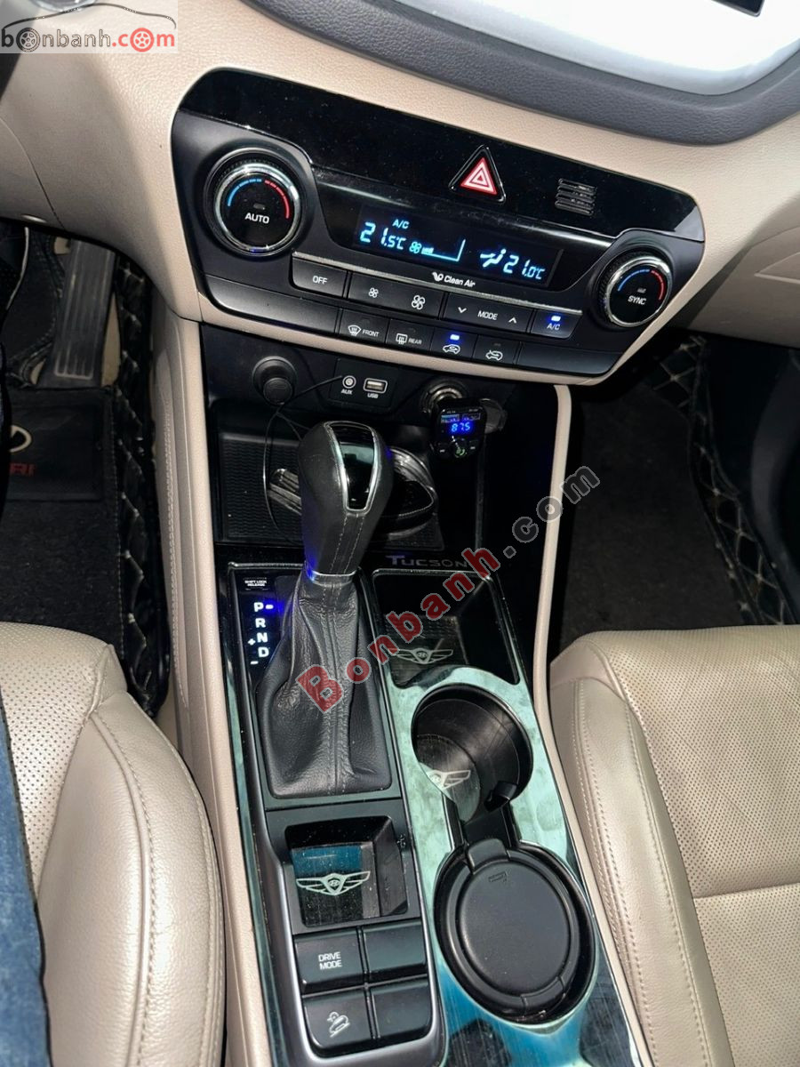 Bán ô tô Hyundai Tucson 2.0 AT - 2015 - xe cũ