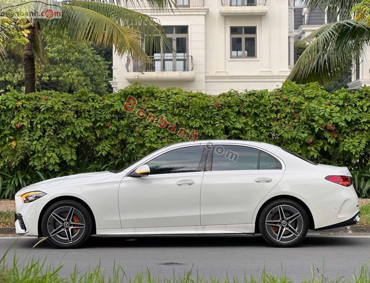 Bán ô tô Mercedes Benz C class C300 AMG - 2021 - xe cũ