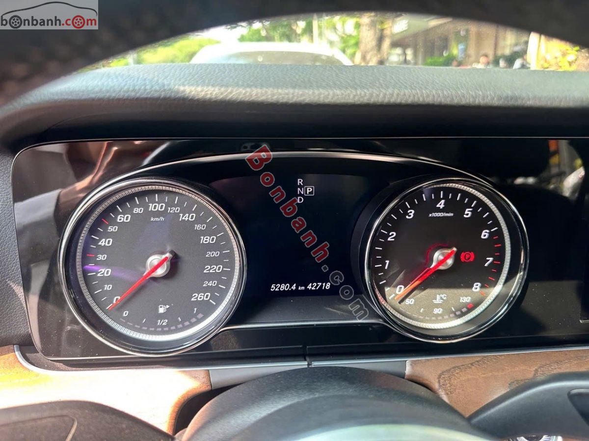 Bán ô tô Mercedes Benz E class E200 - 2019 - xe cũ