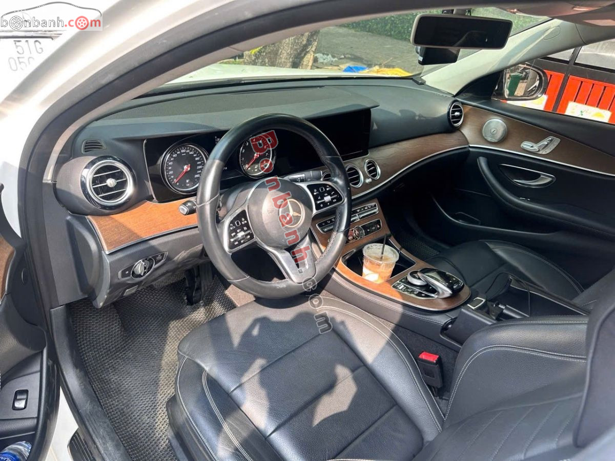 Bán ô tô Mercedes Benz E class E200 - 2019 - xe cũ