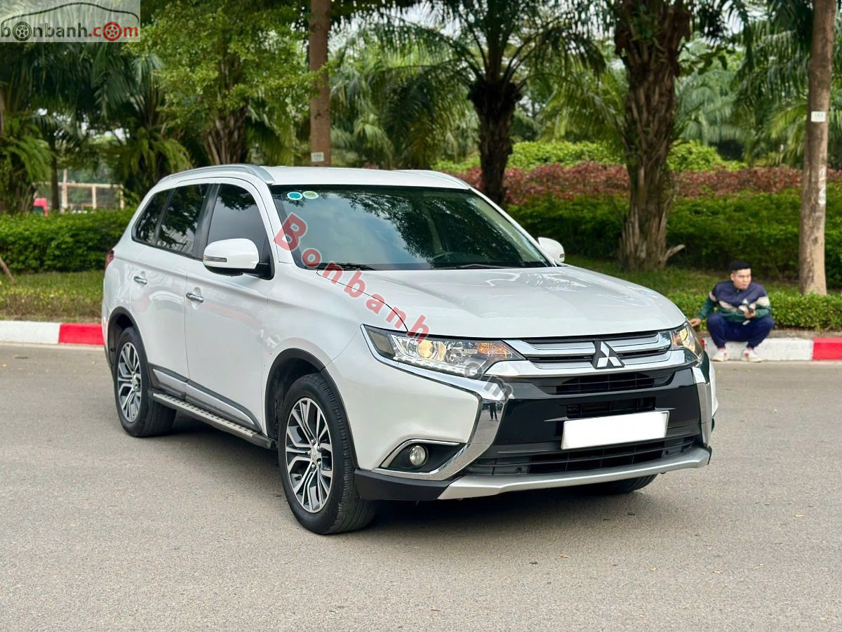 Bán ô tô Mitsubishi Outlander 2.0 CVT - 2019 - xe cũ